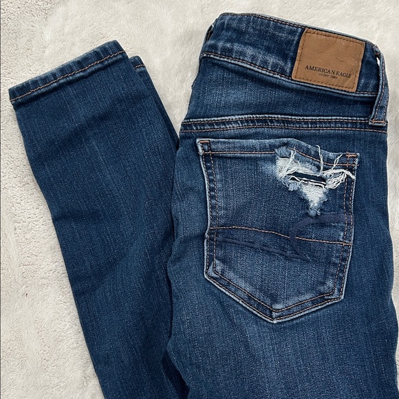 American Eagle Distressed Skinny Jeans Super Stretch - Picture 2 of 5